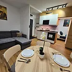 Kozielska Z Balkonem, Klimatyzacja, Darmowy Parking Apartamento